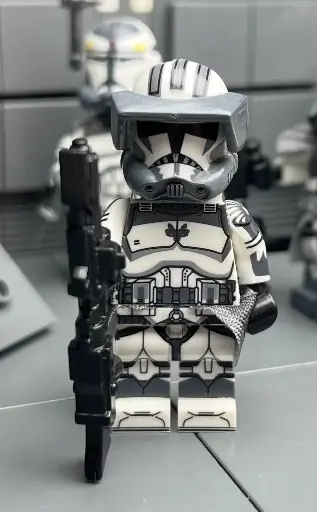 Officier du 104e bataillon WolfPack V2